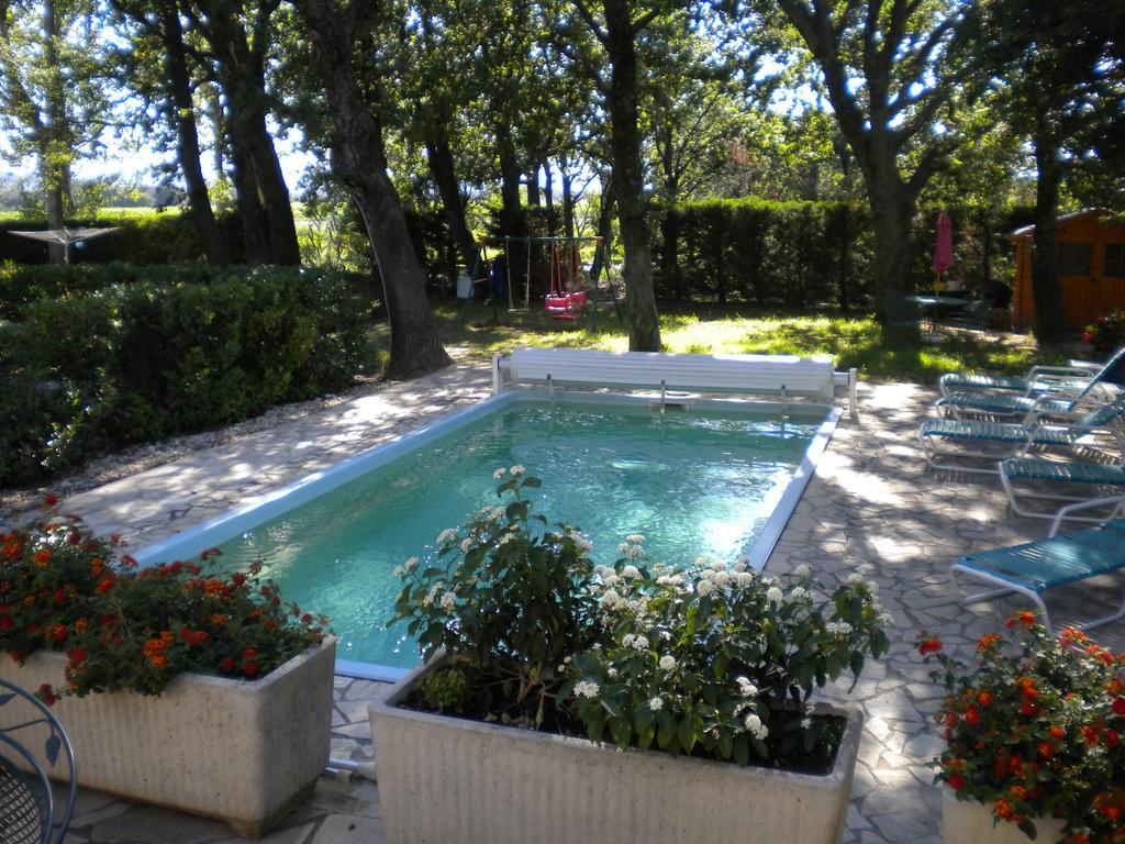 Logis Du Comte Bed & Breakfast Suze-la-Rousse Exterior photo